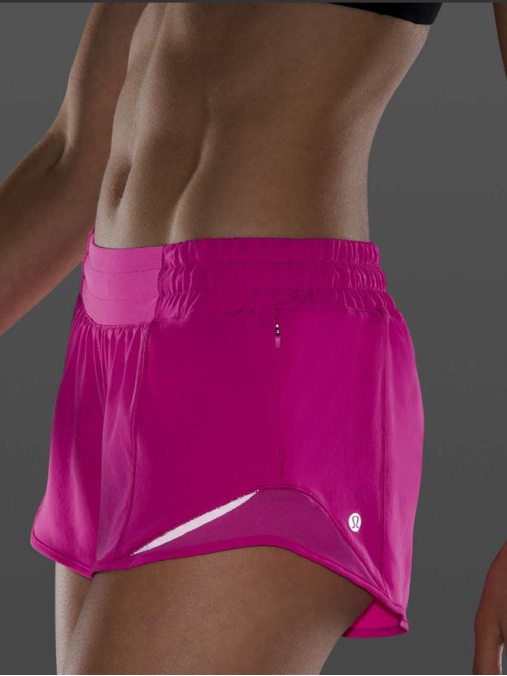 Lululemon Hotty Hot Low-Rise Short 2.5"